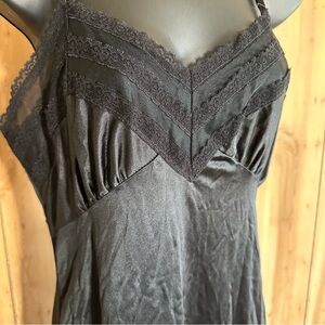 Gorgeous Elegant Black Triple Lace Trim Vintage Nightgown Lingerie made in USA